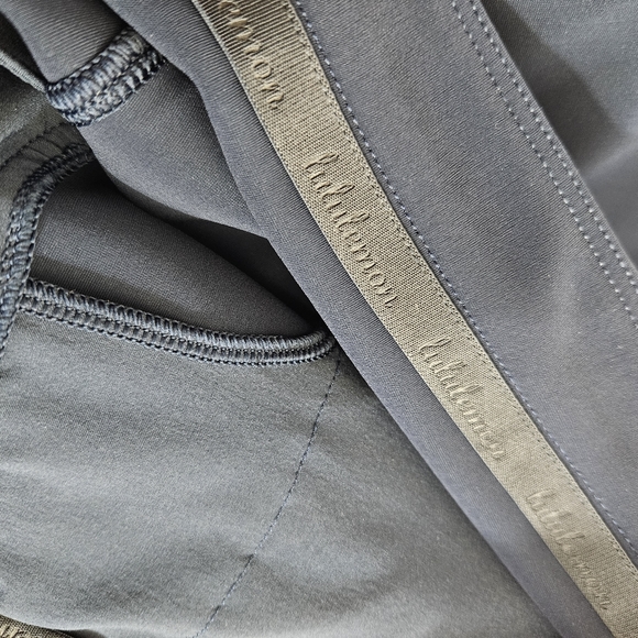 Lululemon On The Move Pant Womens Size 6 Navy Blue Tailored Mid Rise Athleisure - Picture 12 of 16